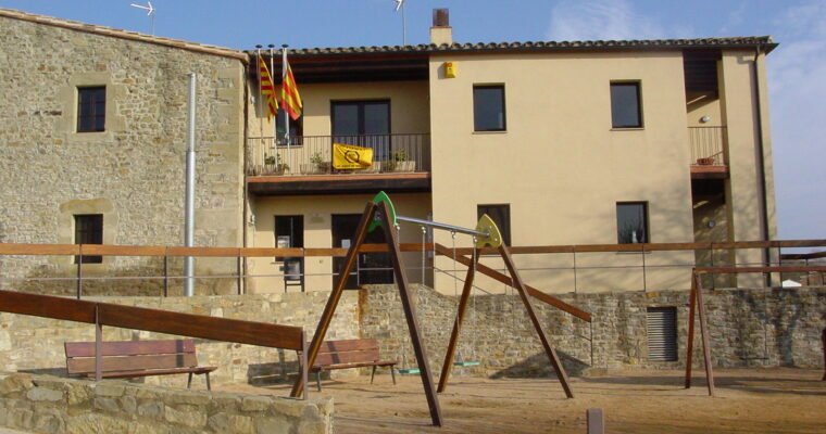 Saus, Camallera i Llampaies